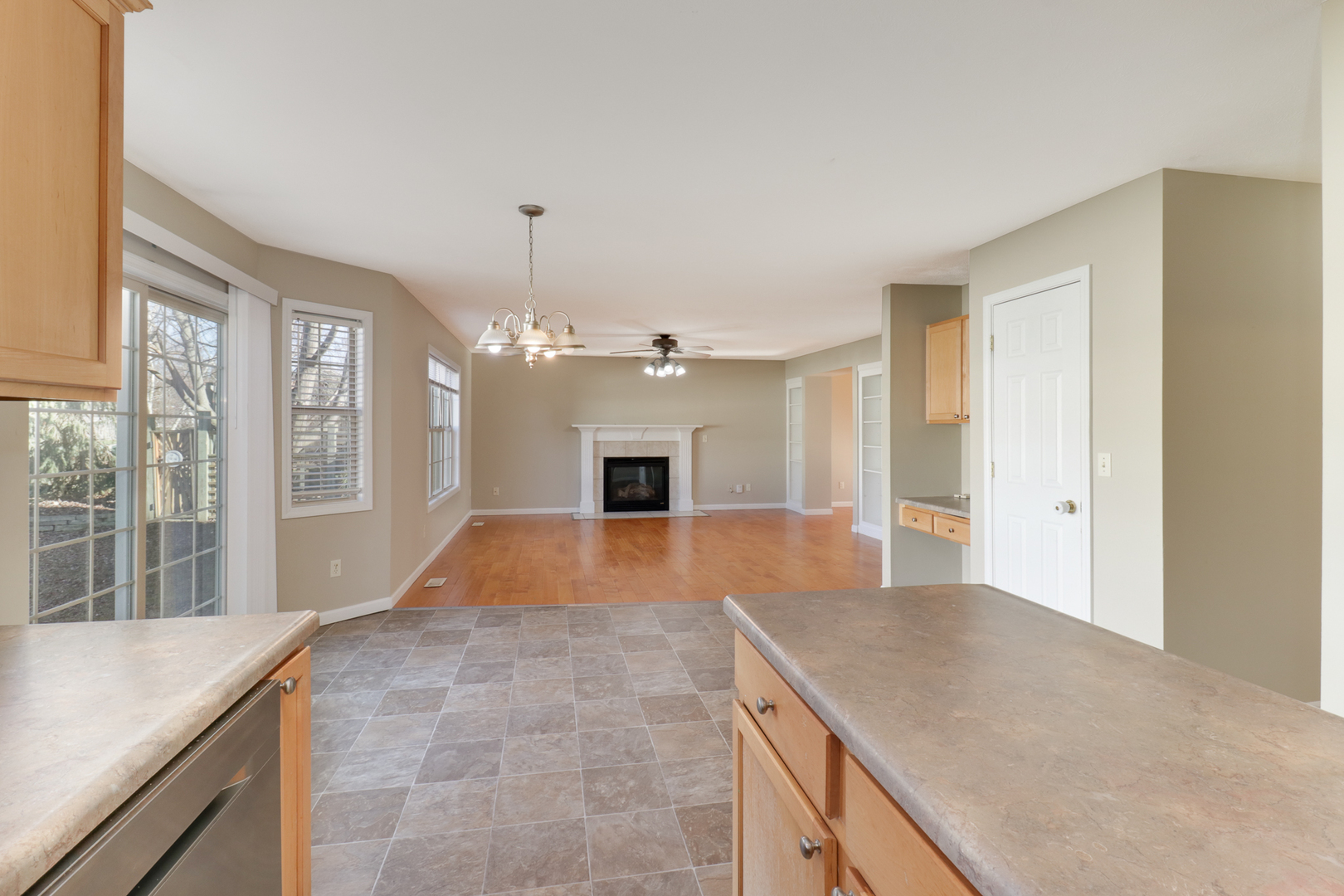 3112 Sable Oaks Road Bloomington, IL 61704 - Photo 13 of 43 Gallery Image 13