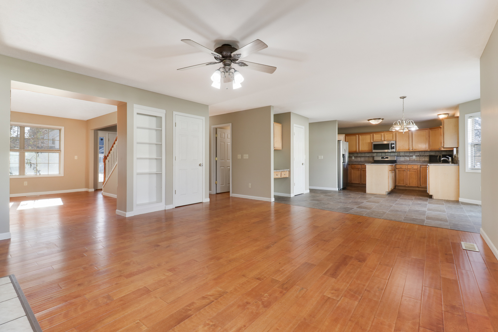 3112 Sable Oaks Road Bloomington, IL 61704 - Photo 6 of 43 Gallery Image 6