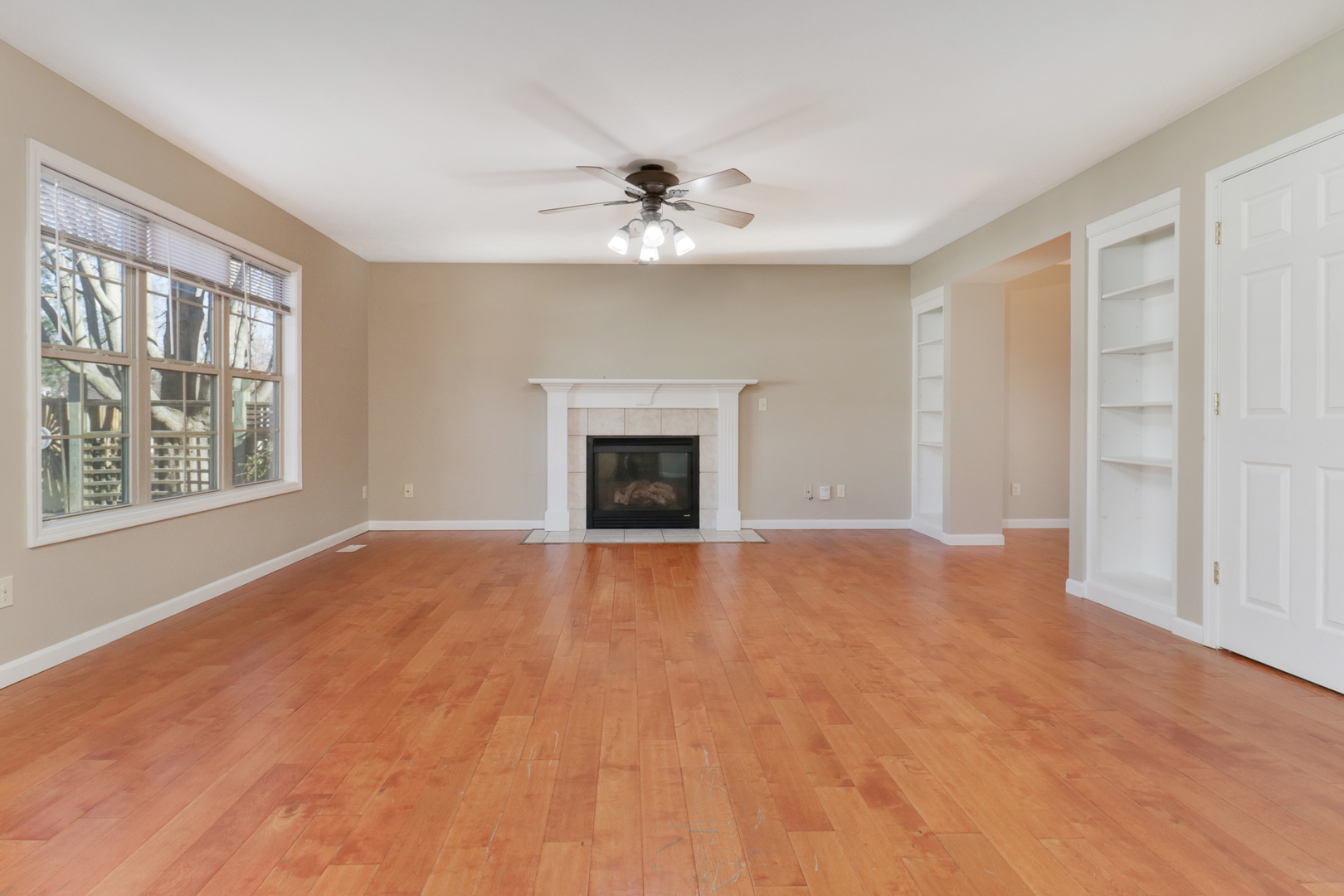 3112 Sable Oaks Road Bloomington, IL 61704 - Photo 7 of 43 Gallery Image 7