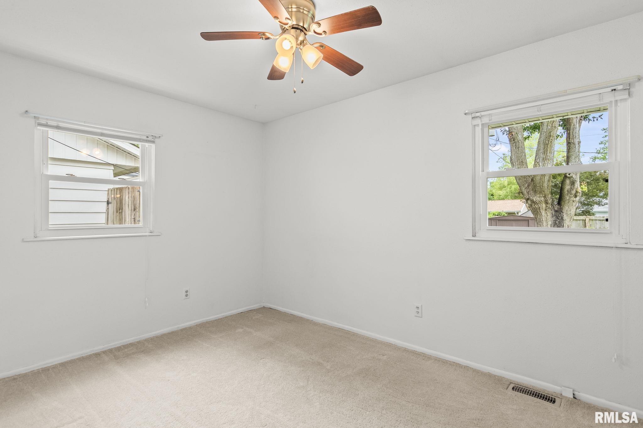 49 Westminster Road Chatham, IL 62629 - Photo 13 of 31