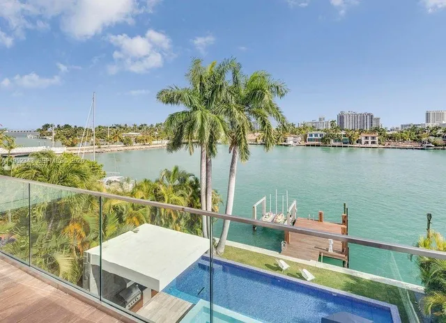 $70,000 | 321 East Dilido Drive, Miami Beach, FL 33139