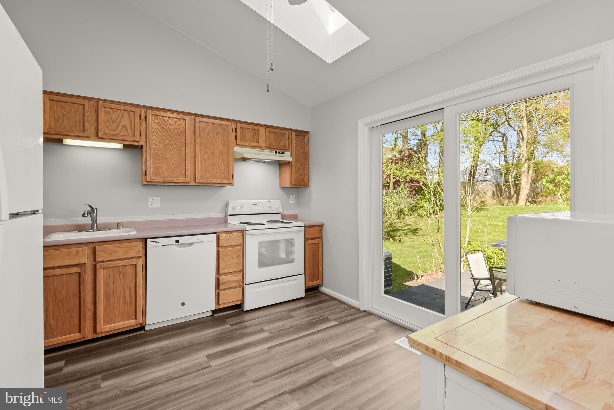 12909 Summer Hill Drive Silver Spring, MD 20904 - Photo 4 of 43 Spacious kitchen with deck access