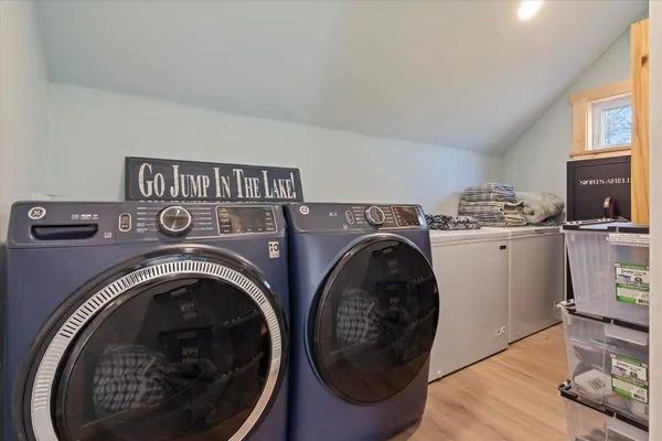 $865,000 | 31528 Lakeview Drive, Cushing, MN 56443