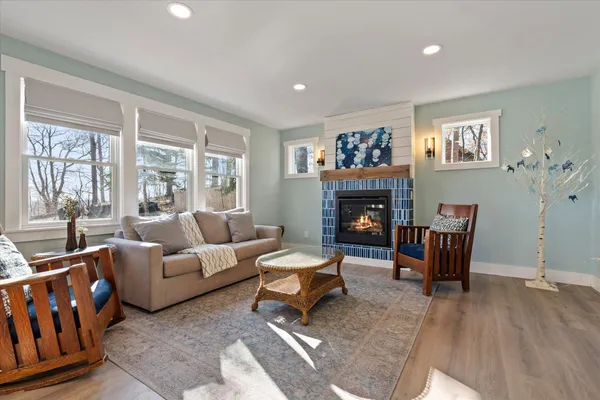 $865,000 | 31528 Lakeview Drive, Cushing, MN 56443