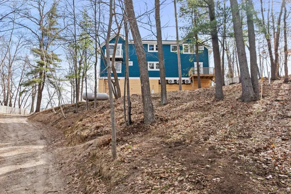 $865,000 | 31528 Lakeview Drive, Cushing, MN 56443