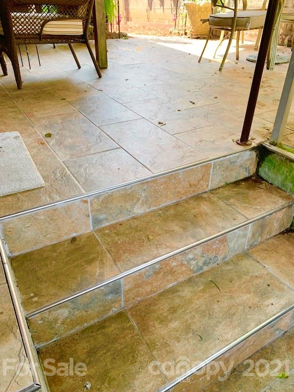 46 Ridgelawn Road Asheville, NC 28806 - Photo 12 of 47 Gallery Image 12