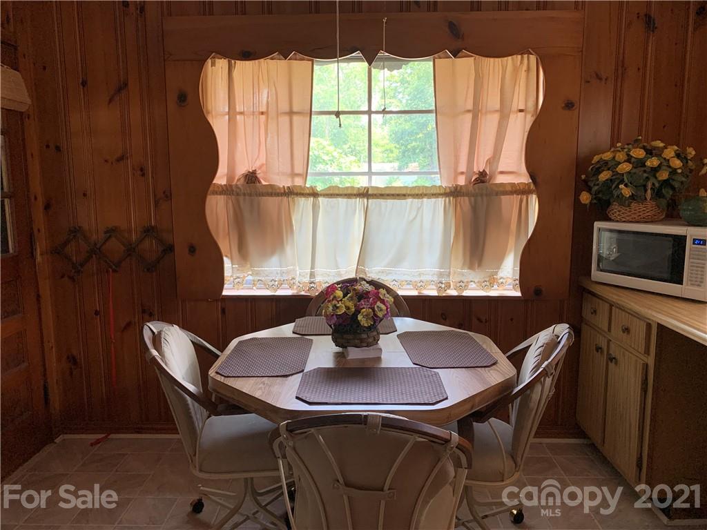 46 Ridgelawn Road Asheville, NC 28806 - Photo 20 of 47 Gallery Image 20