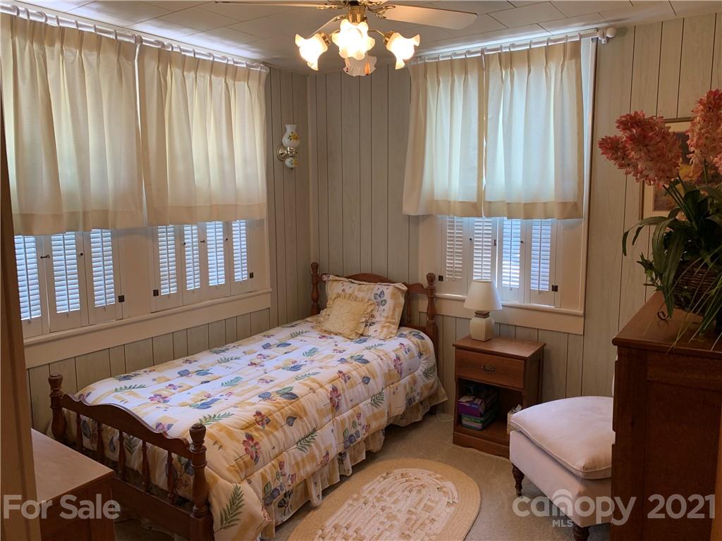 46 Ridgelawn Road Asheville, NC 28806 - Photo 31 of 47 Gallery Image 31