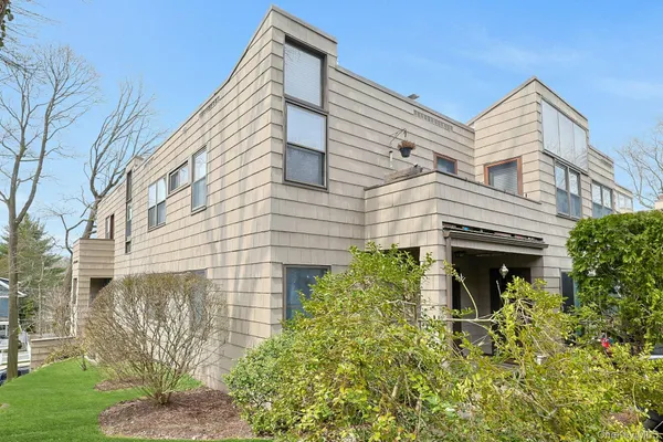 $650,000 | 216 Purchase Street, Unit 1F, Rye, NY 10580