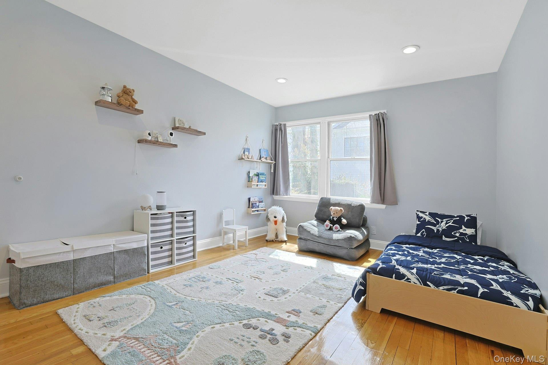 216 Purchase Street, Unit 1F Rye, NY 10580 - Photo 19 of 26 Bright and airy second bedroom