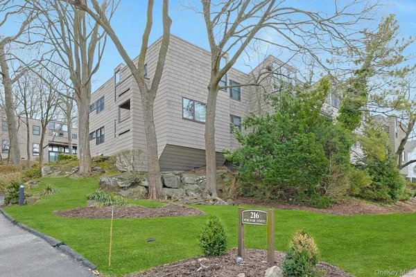 $650,000 | 216 Purchase Street, Unit 1F, Rye, NY 10580