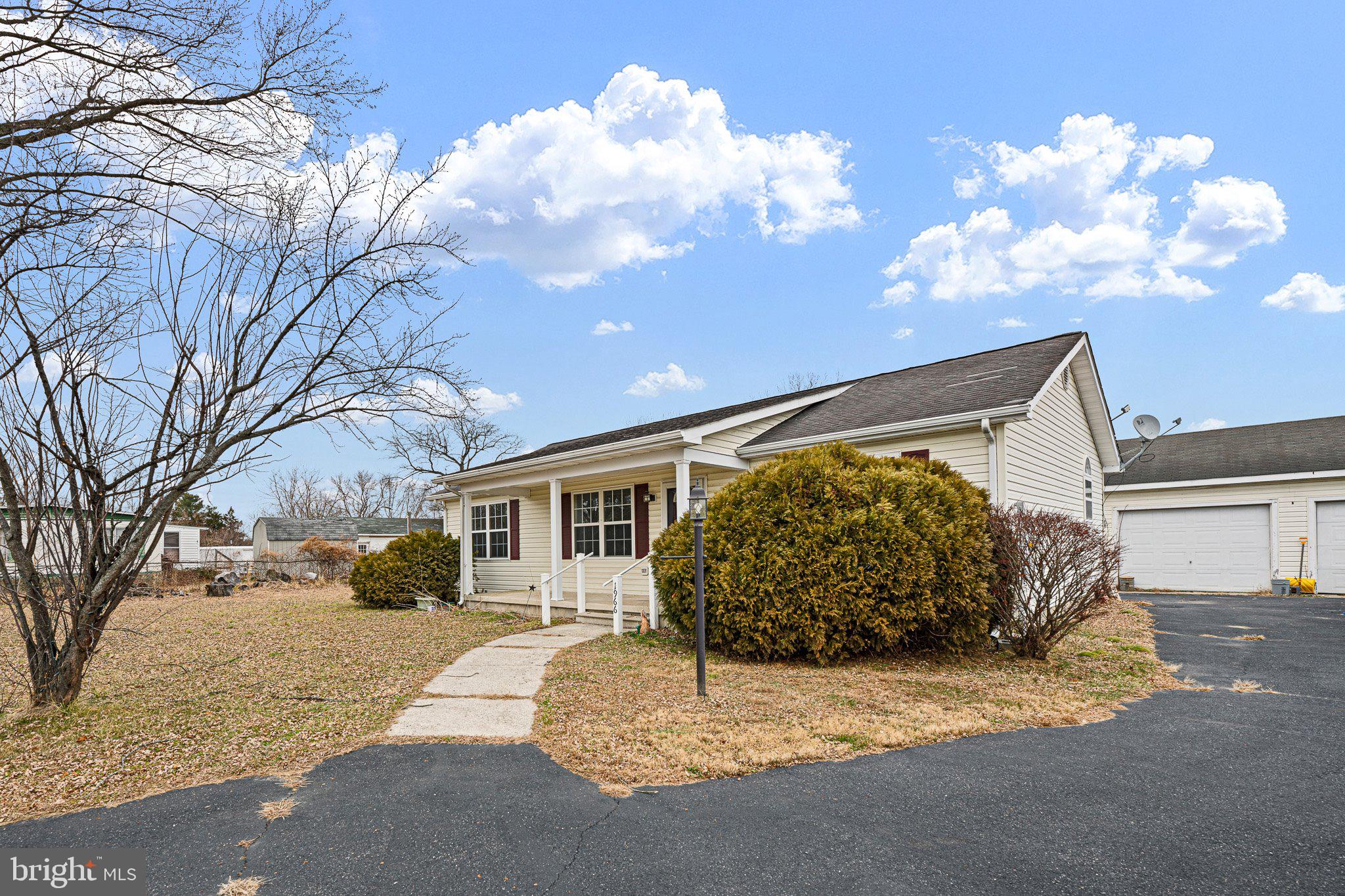 1966 Downs Chapel Road Clayton, DE 19938 - Photo 2 of 25 2