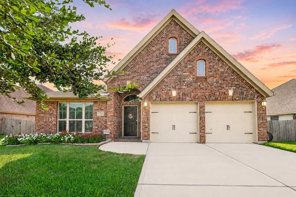 $2,800 | 13208 Sage Meadow Lane, Pearland, TX 77584