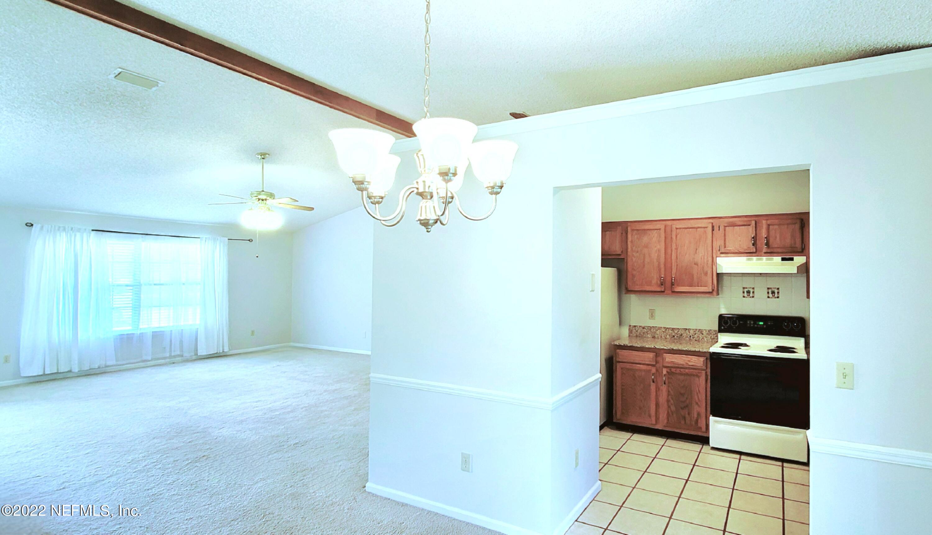 8427 Winter Berry Road Jacksonville, FL 32210 - Photo 6 of 17 pic4