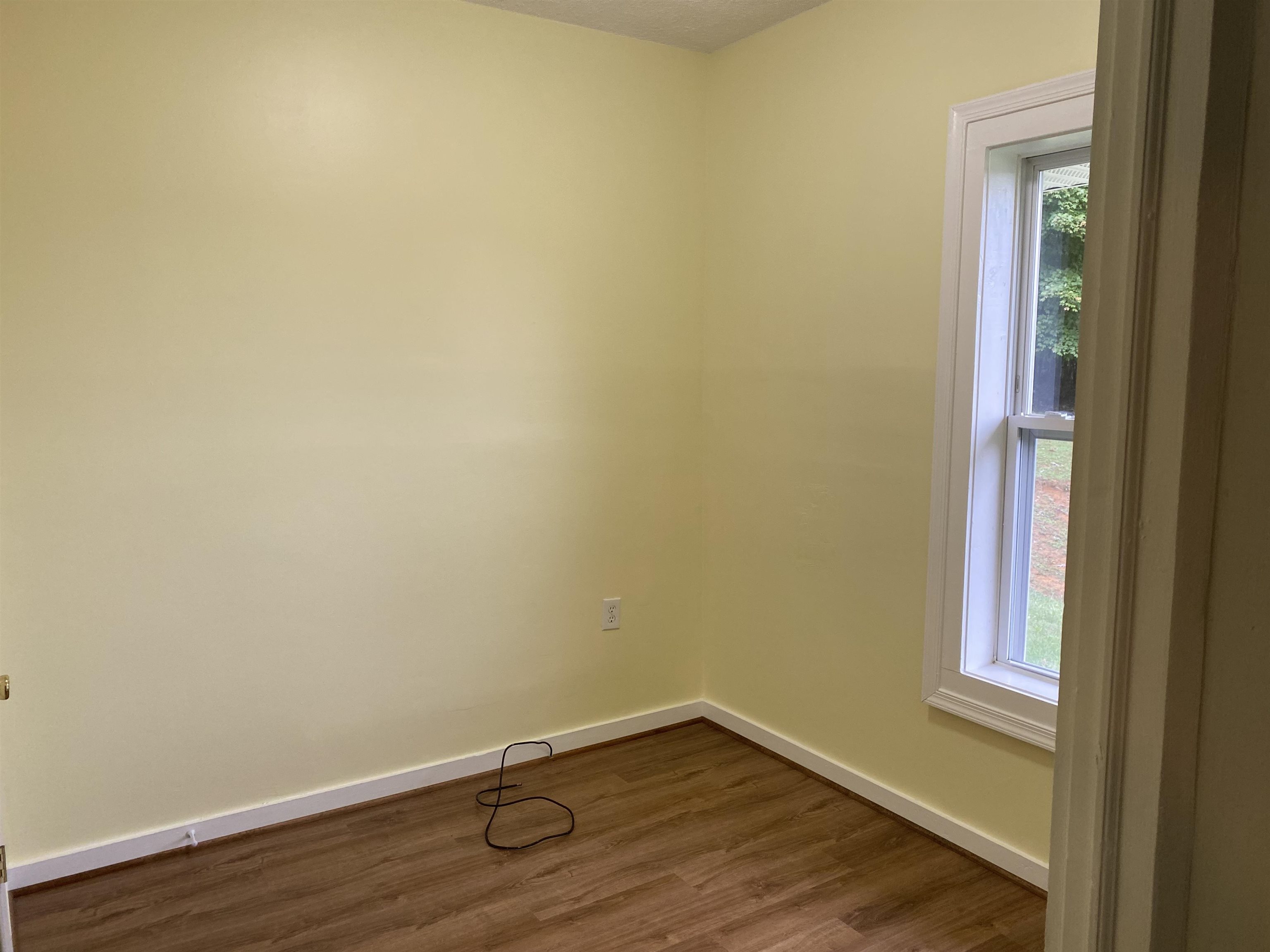 1733 Spring Hill Road Staunton, VA 24401 - Photo 4 of 14