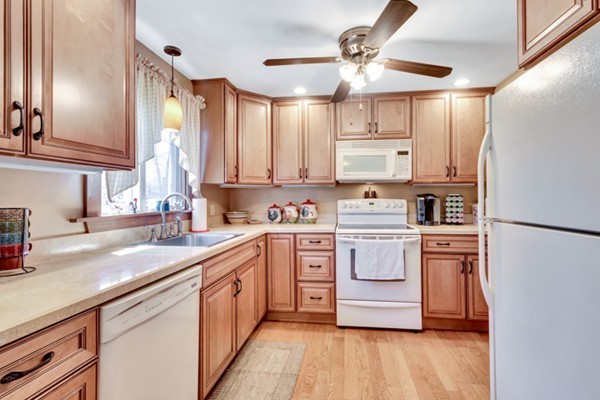 11 Melo Road Woburn, MA 01801 - Photo 4 of 22 Gallery Image 4