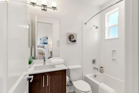 $1,380,000 | 820 East Duane Avenue, Unit 5, Sunnyvale, CA 94085