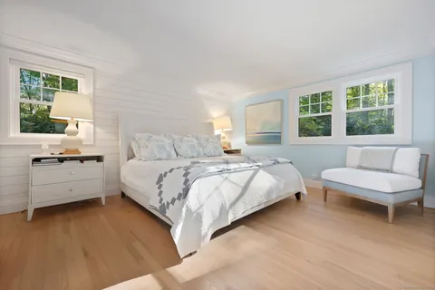 $1,325,000 | 111 Old Easton Turnpike, Weston, CT 06883