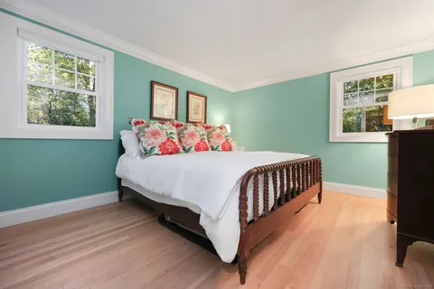 $1,325,000 | 111 Old Easton Turnpike, Weston, CT 06883