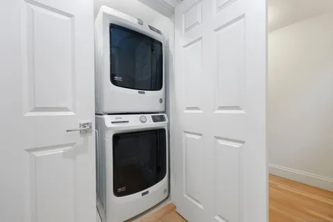 $1,325,000 | 111 Old Easton Turnpike, Weston, CT 06883