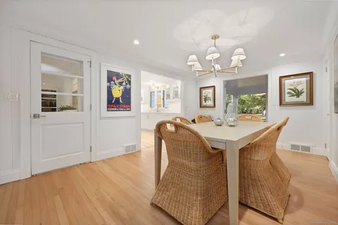 $1,325,000 | 111 Old Easton Turnpike, Weston, CT 06883