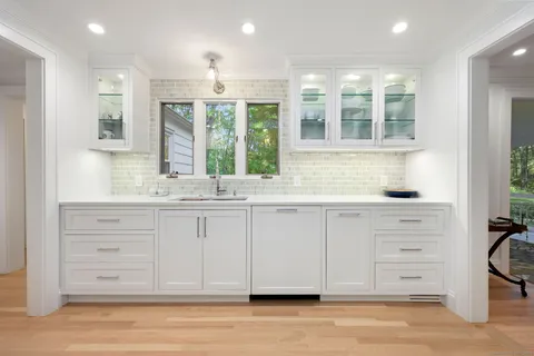 $1,325,000 | 111 Old Easton Turnpike, Weston, CT 06883