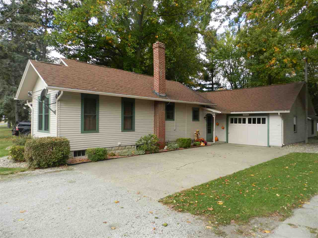 15697 Patterson Road Bremen, IN 46506 - Photo 1 of 21