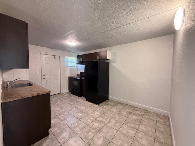 2840 Avenue S A Riviera Beach, Unit 3 Riviera Beach, FL 33404 - Photo 10 of 23 a view of a storage & utility room with a sink