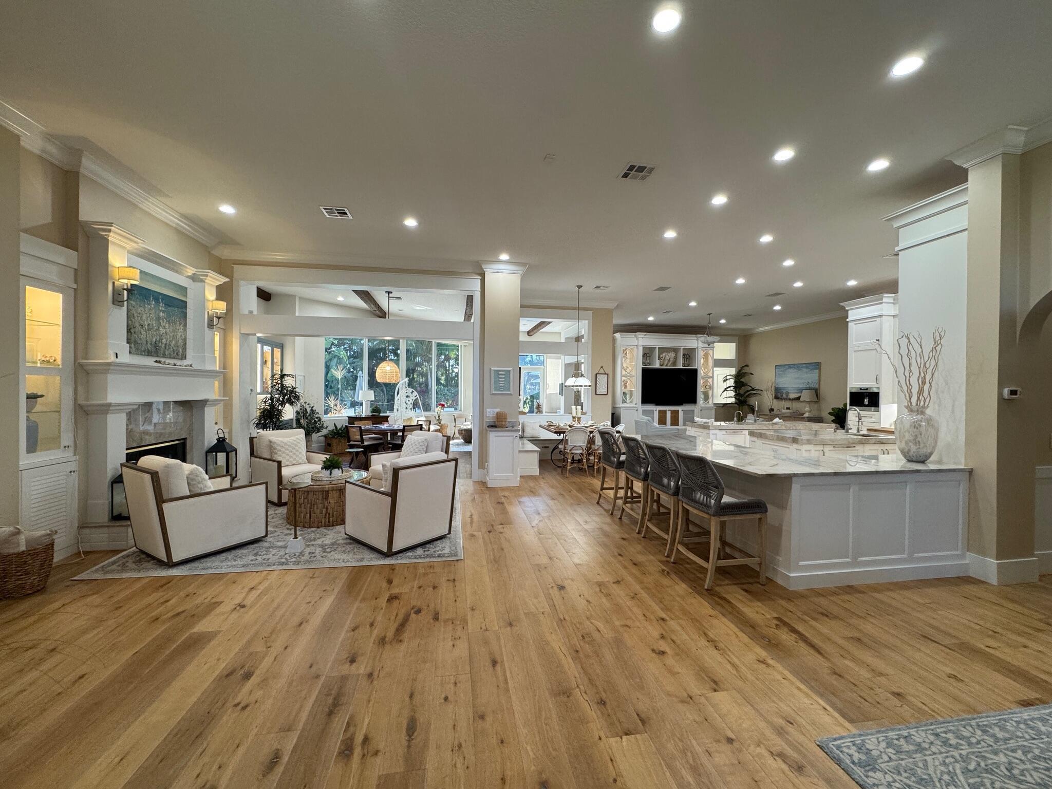 10196 Avenida Del Rio Delray Beach, FL 33446 - Photo 2 of 55 beyc6952e692e8511