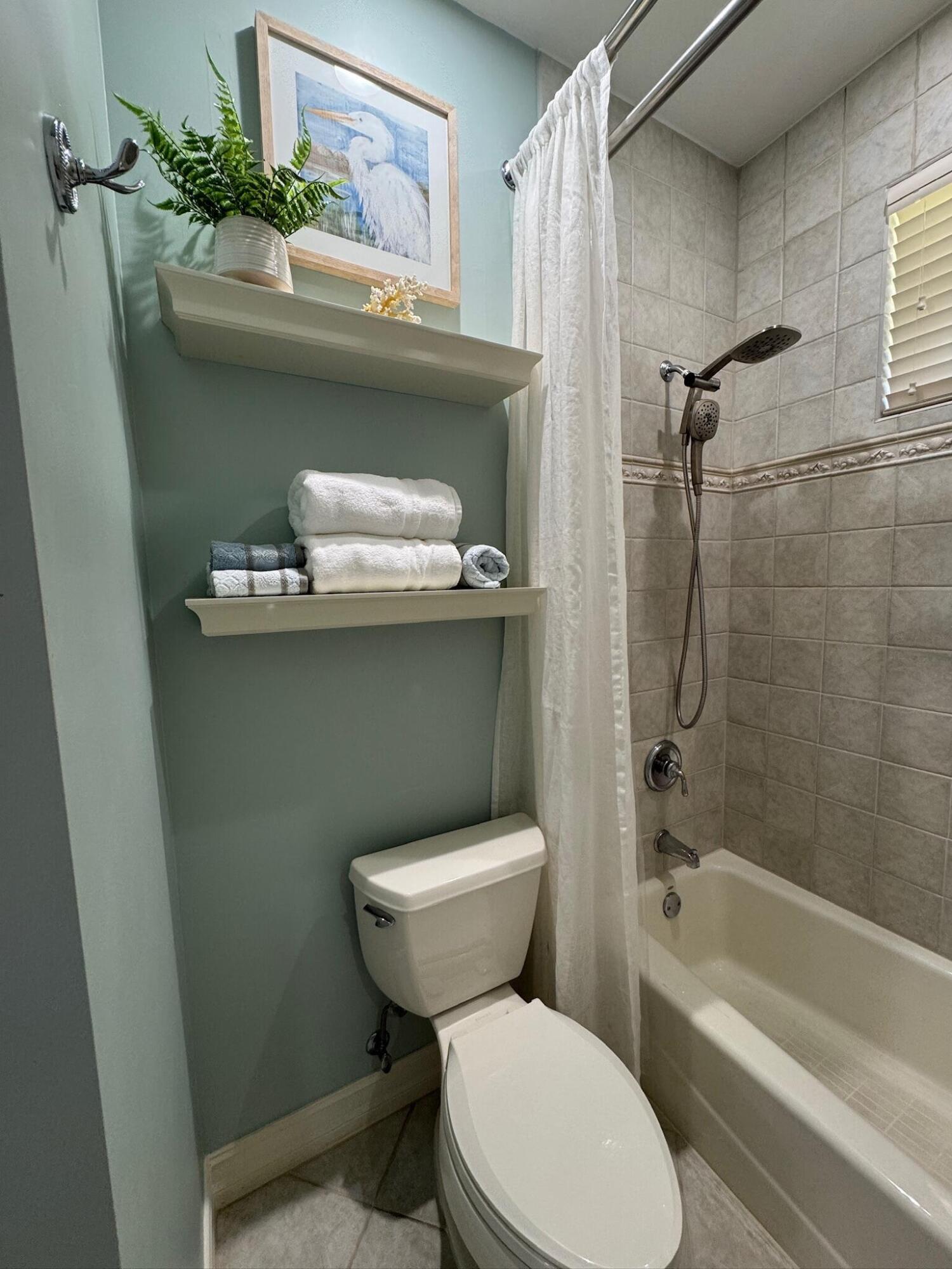 10196 Avenida Del Rio Delray Beach, FL 33446 - Photo 30 of 55 beyc68d06a9e9391b