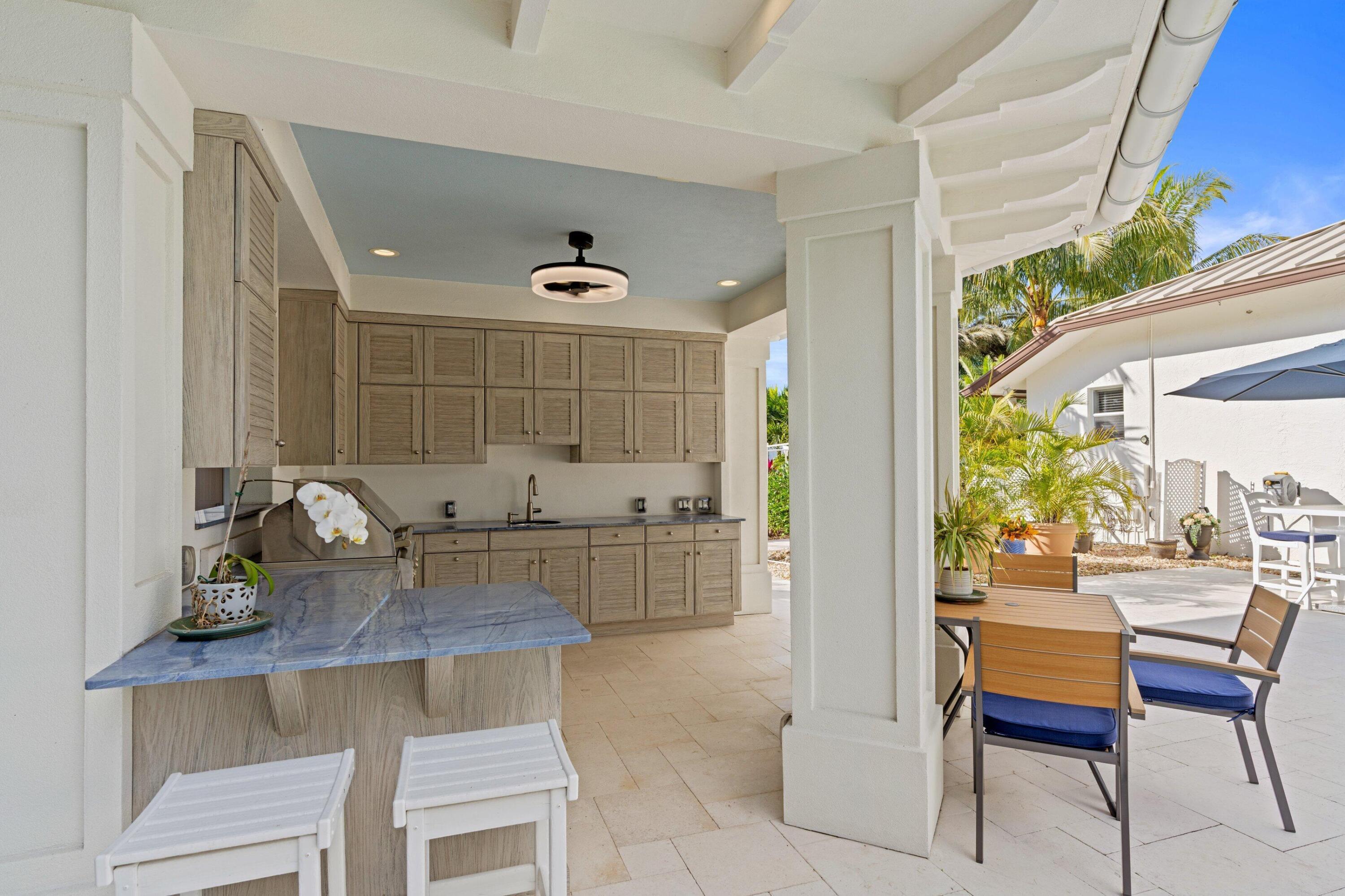 10196 Avenida Del Rio Delray Beach, FL 33446 - Photo 52 of 55 beyc69601a07dde13