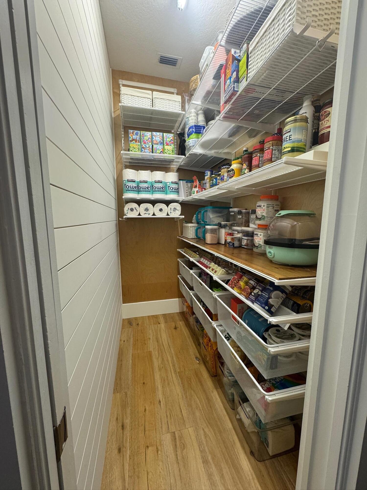 10196 Avenida Del Rio Delray Beach, FL 33446 - Photo 9 of 55 beyc68d06abbcc675