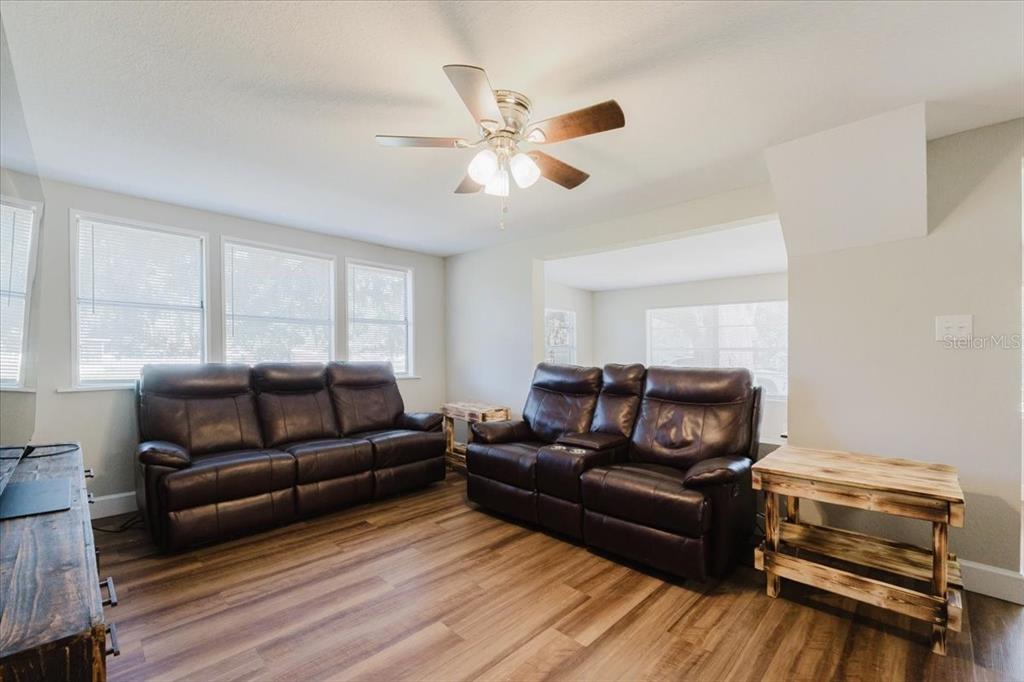 2531 Hebb Road Auburndale, FL 33823 - Photo 7 of 31