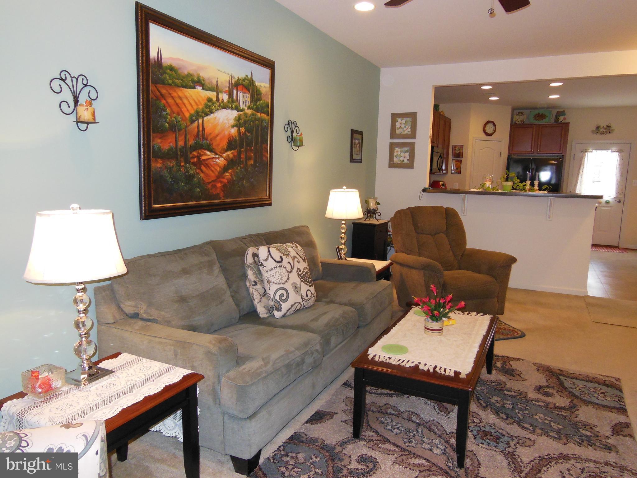 122 Ran Rue Drive Martinsburg, WV 25403 - Photo 3 of 30 Living Room