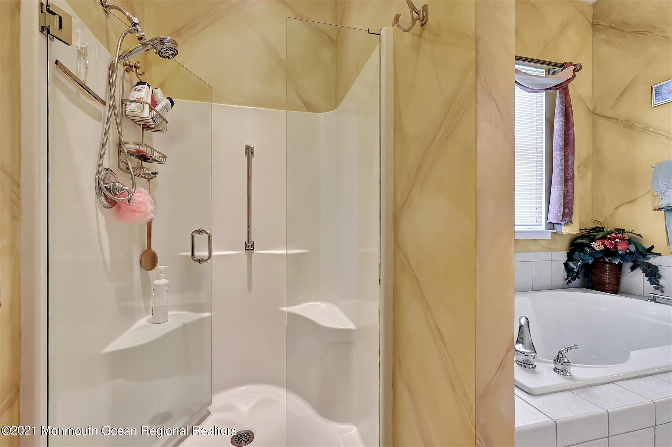6 Kings N Road Jackson, NJ 08527 - Photo 29 of 55 29-13985781
