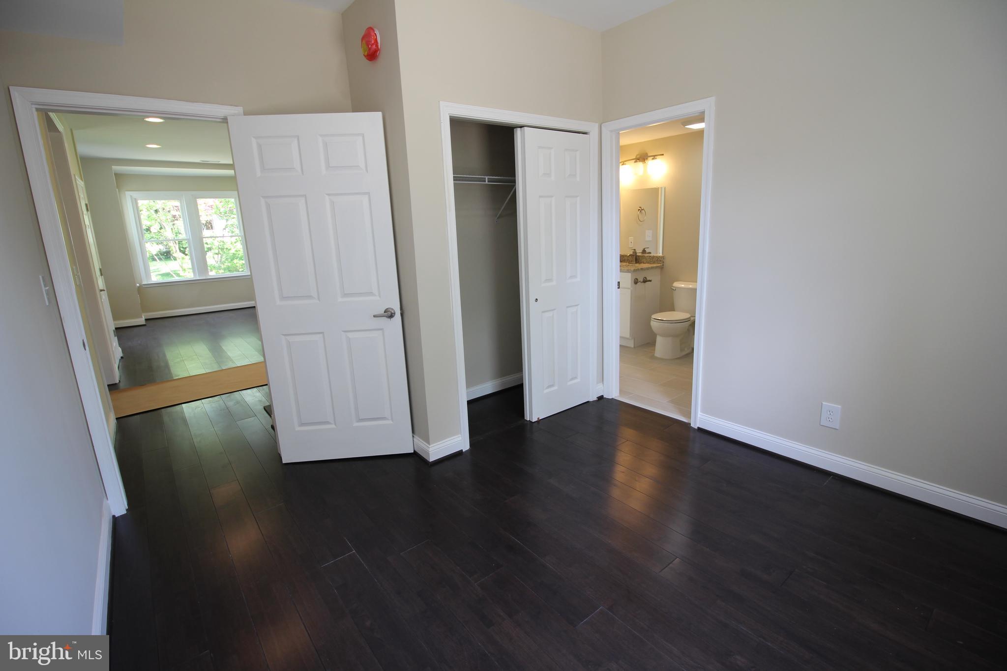 18030 Barnesville Road Barnesville, MD 20838 - Photo 17 of 39 First Floor Bedroom 1 or Office