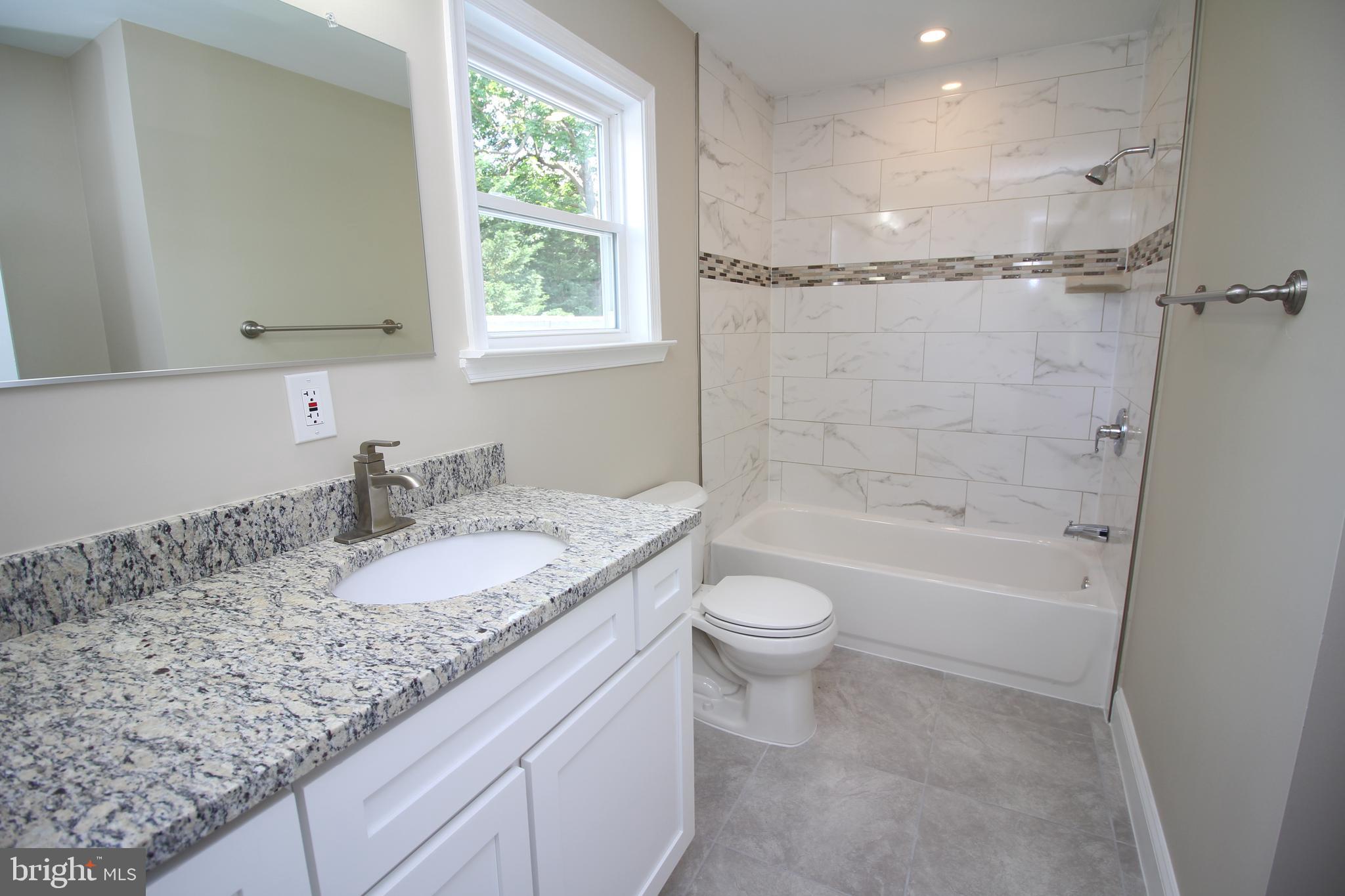 18030 Barnesville Road Barnesville, MD 20838 - Photo 21 of 39 Second Floor Hall Bath, Totally Remodeled