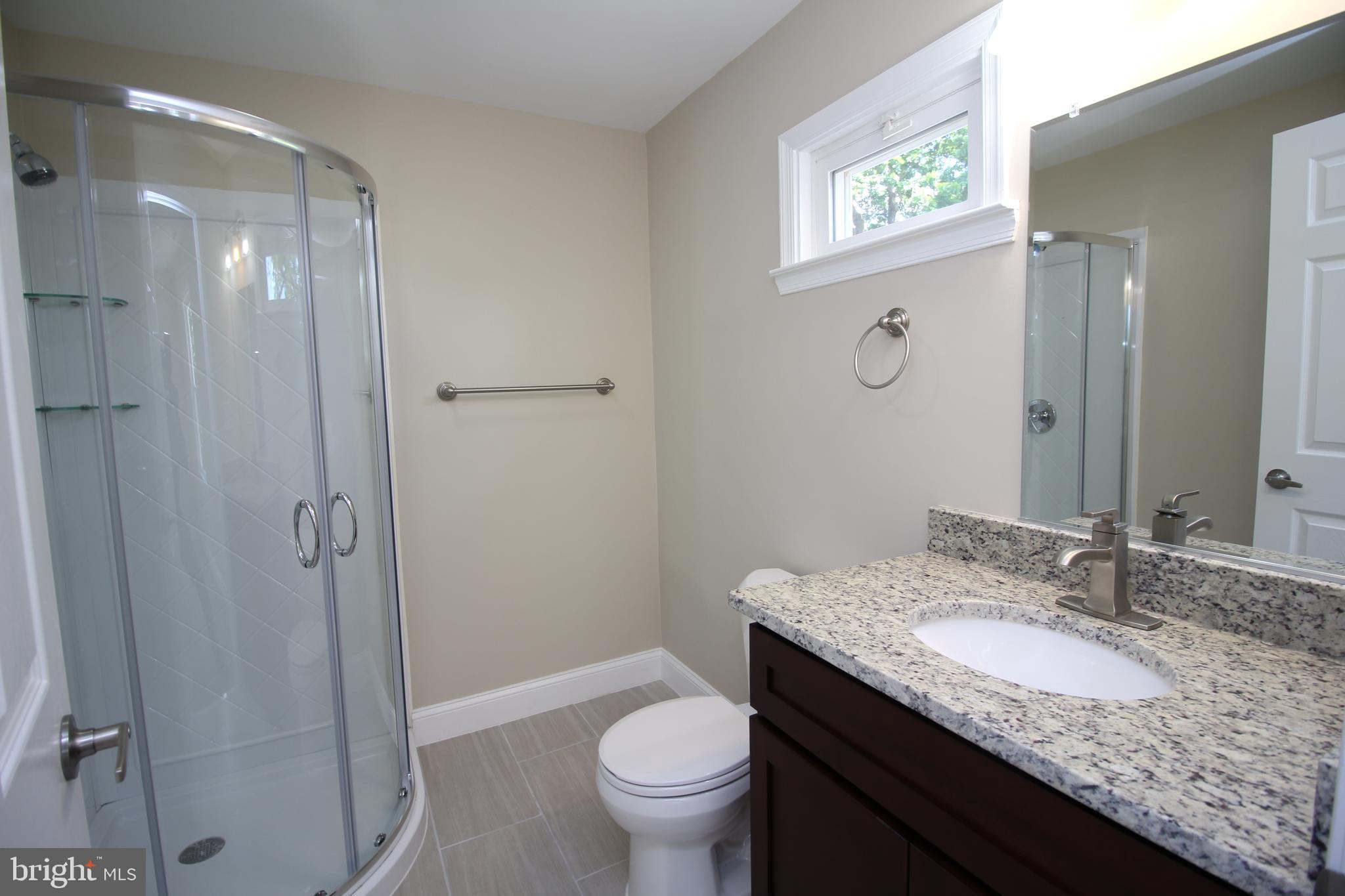 18030 Barnesville Road Barnesville, MD 20838 - Photo 23 of 39 Master Bath