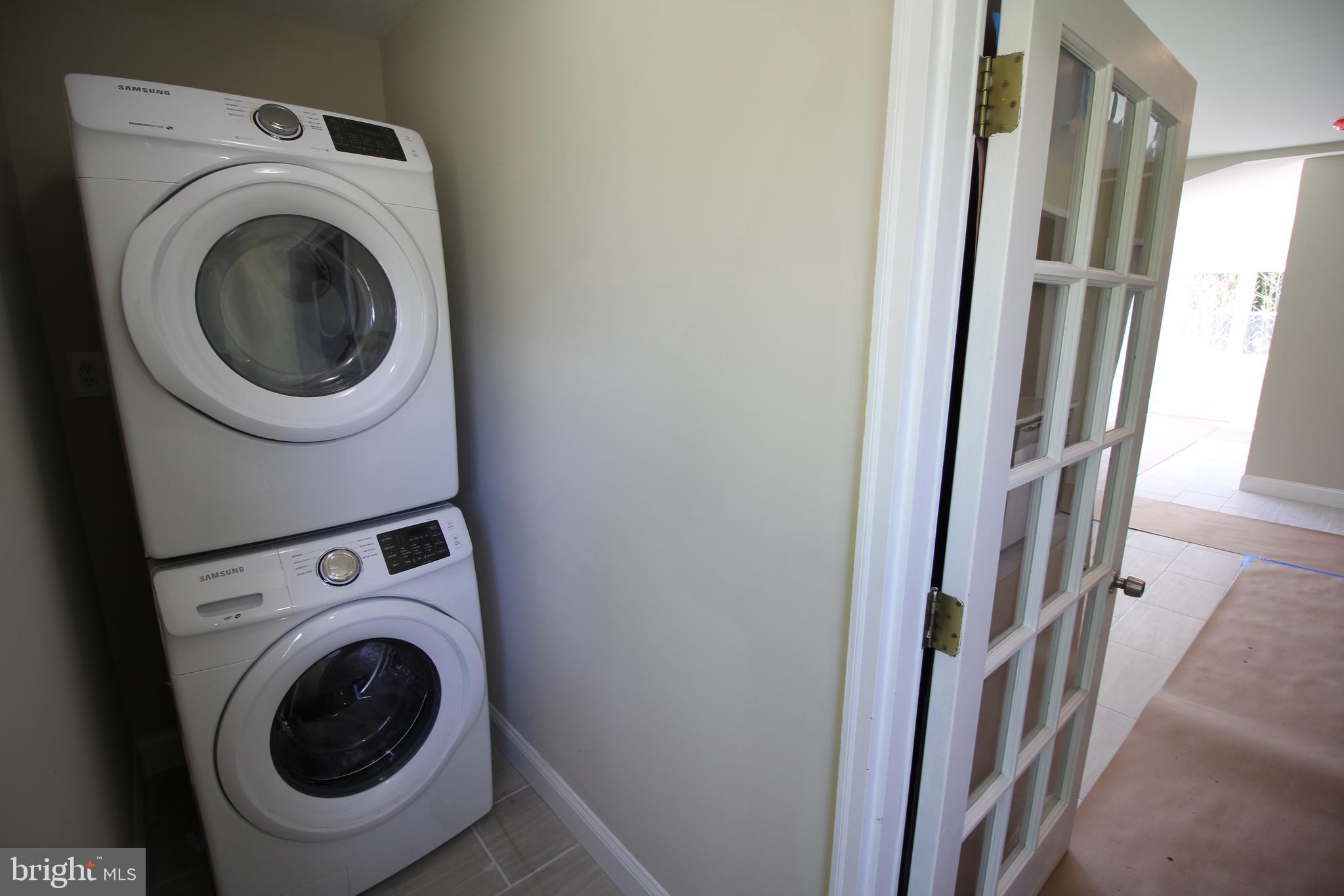 18030 Barnesville Road Barnesville, MD 20838 - Photo 27 of 39 Laundry Room off kitchen with side entrance