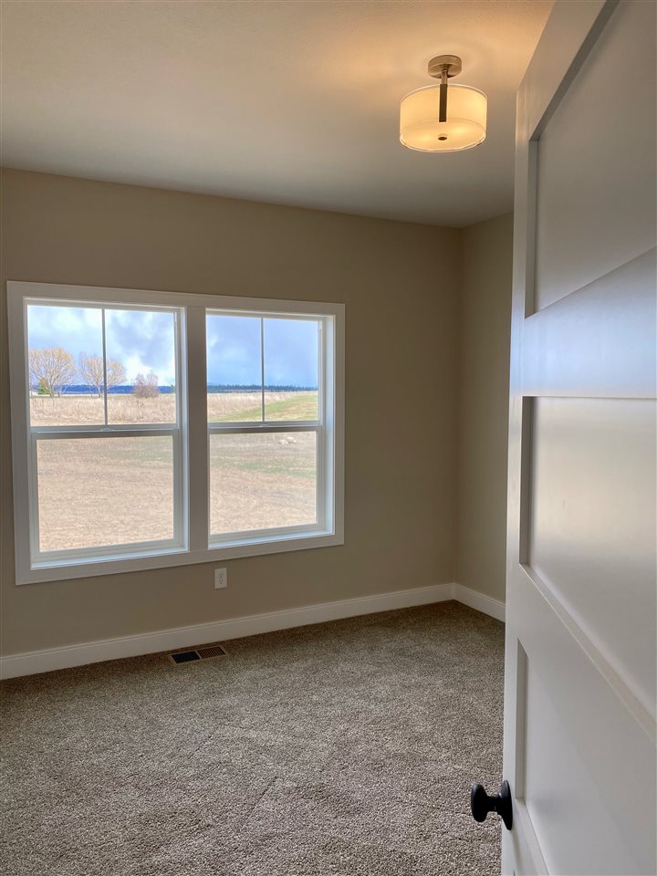 615 North Dover Road Medical Lake, WA 99022 - Photo 11 of 20 Gallery Image 11