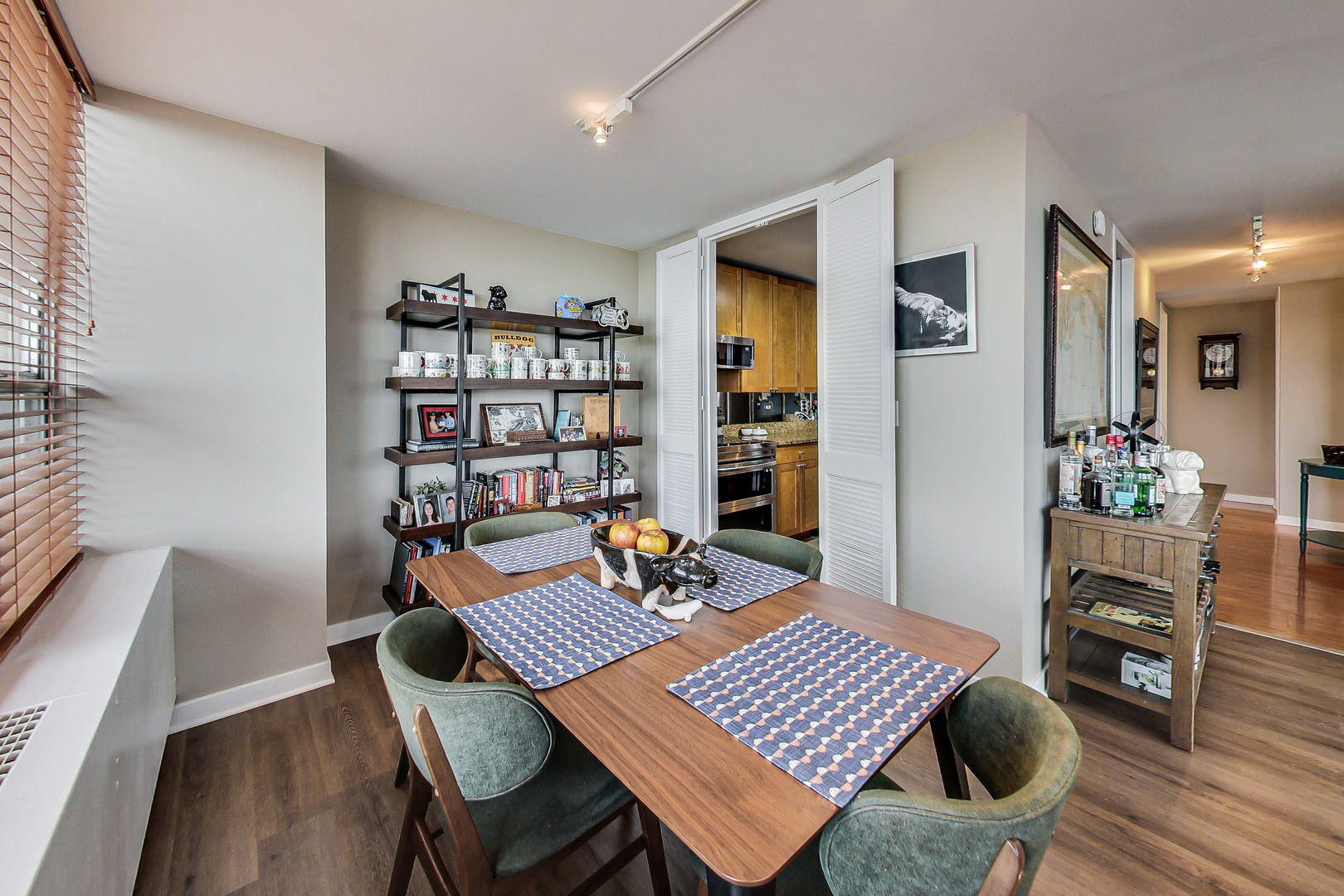 655 West Irving Park Road, Unit 2210 Chicago, IL 60613 - Photo 7 of 38 a view of a workspace with furniture