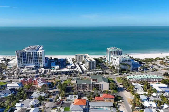 $500,000 | 845 Benjamin Franklin Drive, Unit 104, Sarasota, FL 34236