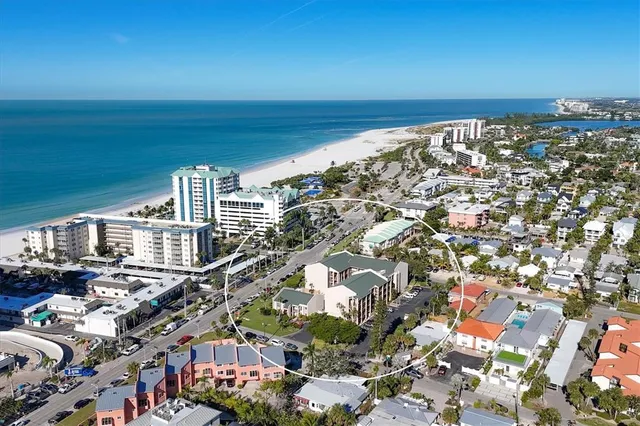 $500,000 | 845 Benjamin Franklin Drive, Unit 104, Sarasota, FL 34236