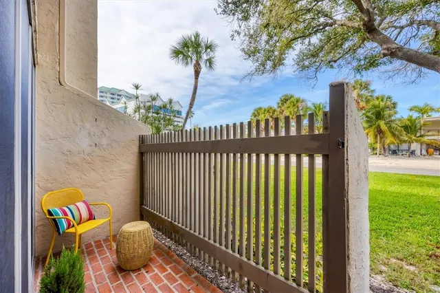 $500,000 | 845 Benjamin Franklin Drive, Unit 104, Sarasota, FL 34236