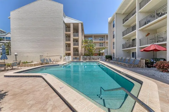 $500,000 | 845 Benjamin Franklin Drive, Unit 104, Sarasota, FL 34236