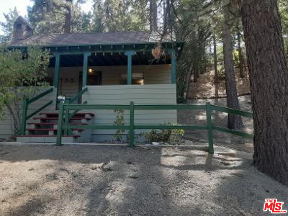 857 Lark Road Wrightwood, CA 92397 - Photo 4 of 43 Gallery Image 4