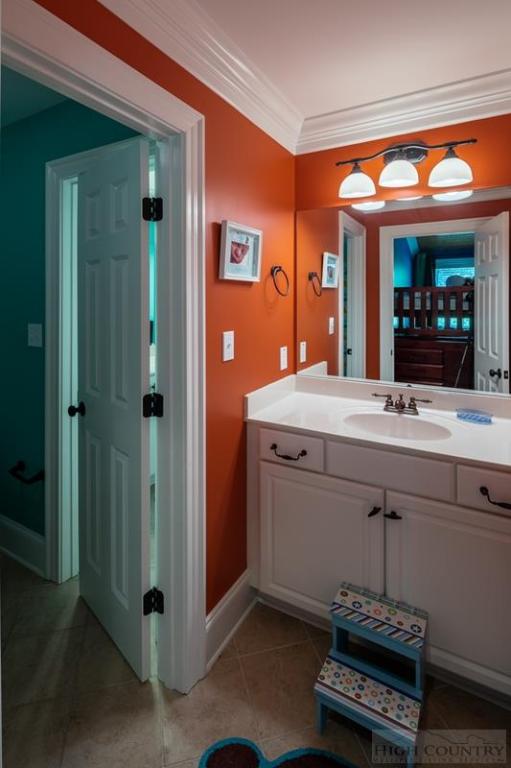 556 Russelton Road Boone, NC 28607 - Photo 22 of 44