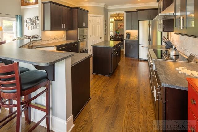 556 Russelton Road Boone, NC 28607 - Photo 10 of 44