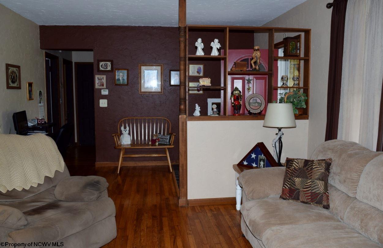 7 Pleasantview Road Rivesville, WV 26588 - Photo 6 of 17 Gallery Image 6