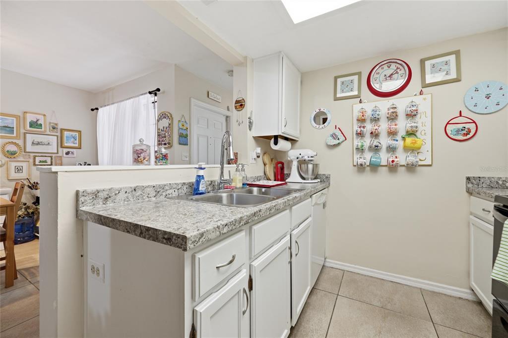 920 Southwest 55th Terrace Gainesville, FL 32607 - Photo 17 of 45